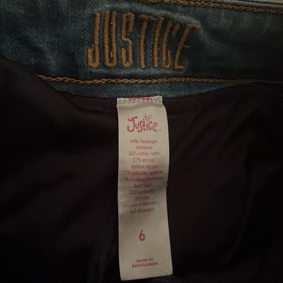 Little girls skirt with build in shorts!!! Size 6 from Justice! - Picture 3 of 3